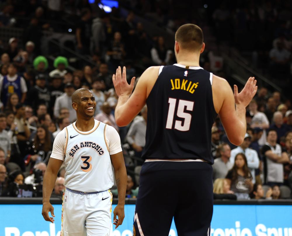 以亚锦赛为 以亚锦赛为