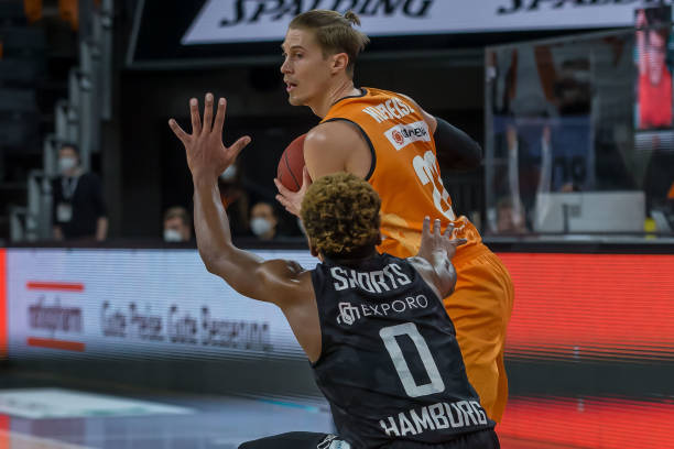 刻打破对手 刻打破对手