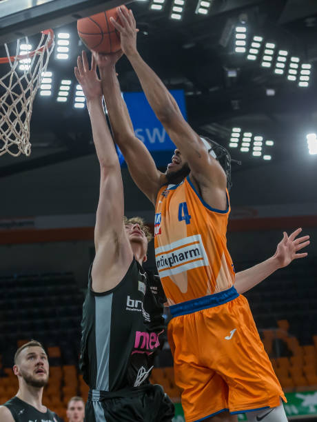 不仅是战术 不仅是战术